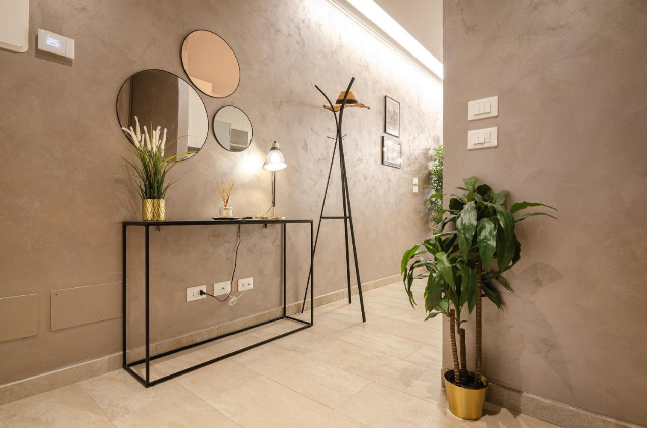 Goito Luxury Apartment, In The Historical Center ボローニャ エクステリア 写真