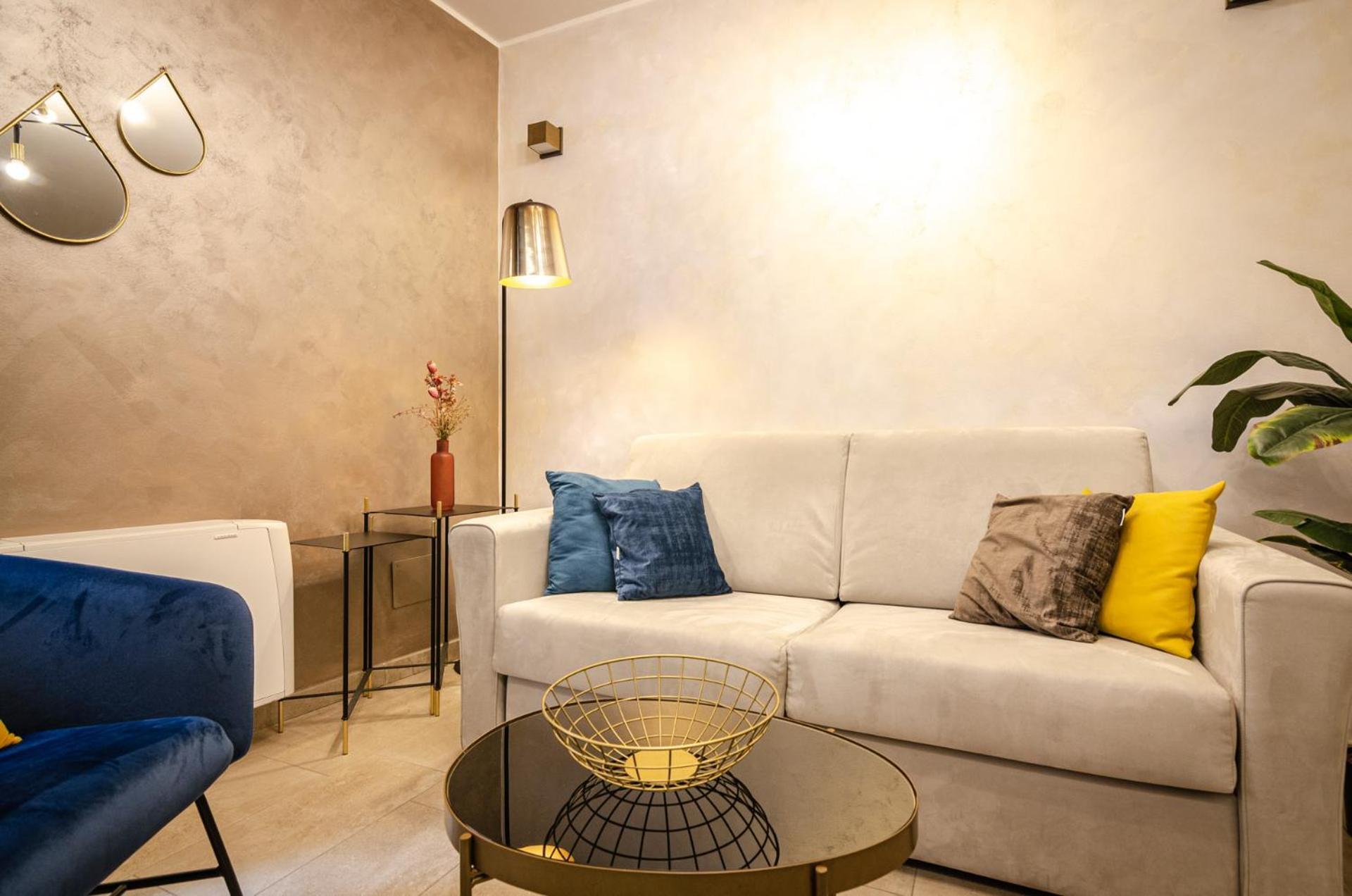 Goito Luxury Apartment, In The Historical Center ボローニャ エクステリア 写真